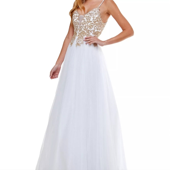 Dress - Picture 1 of 6